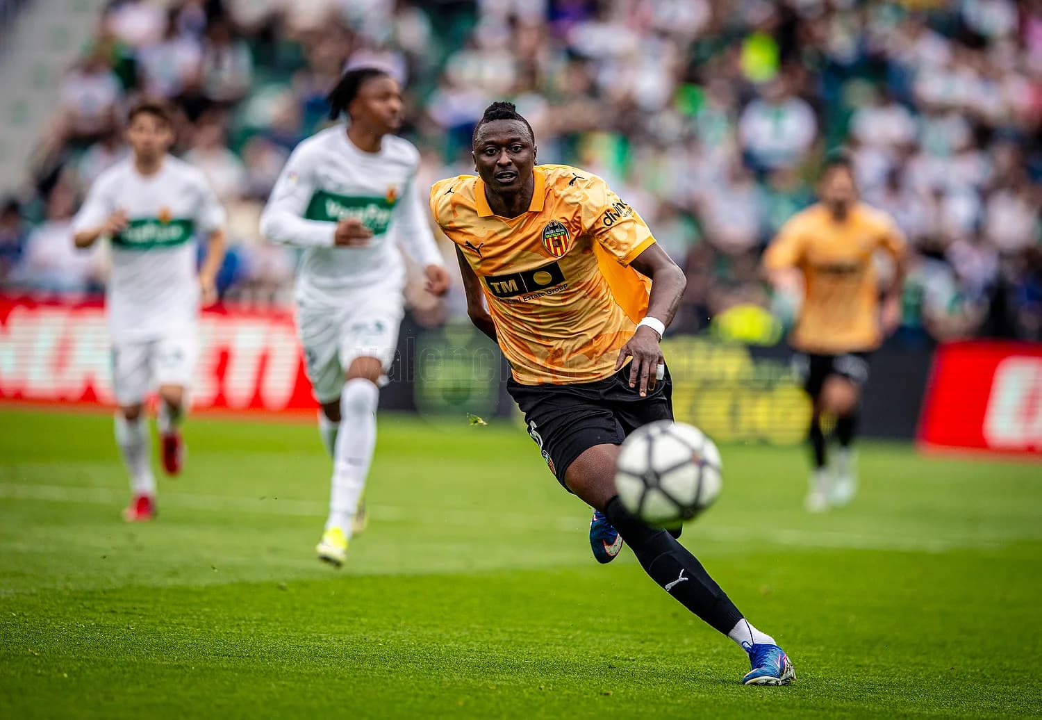 Valence FC : Carlos Soler maintient sa confiance en Miguel Ángel Corberán malgré la pression