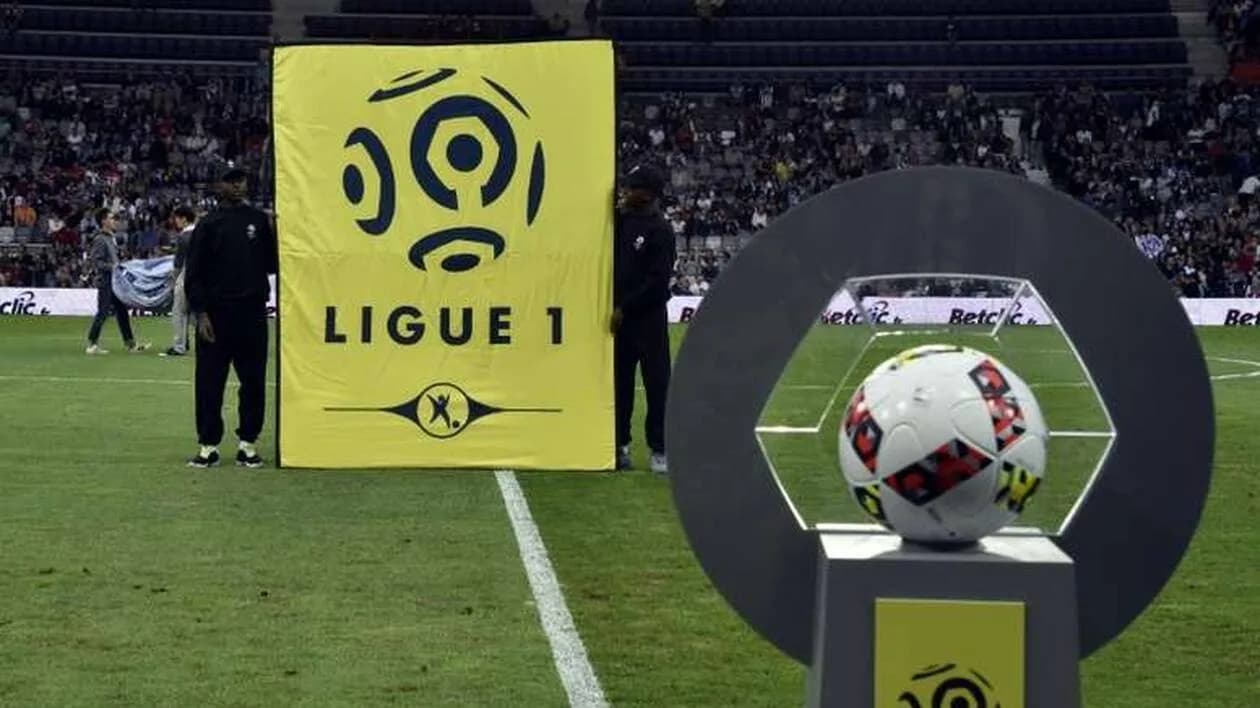 Ligue 1 : Lille se rapproche de Lens, Monaco chute, Lyon se relance dans la course à l’Europe