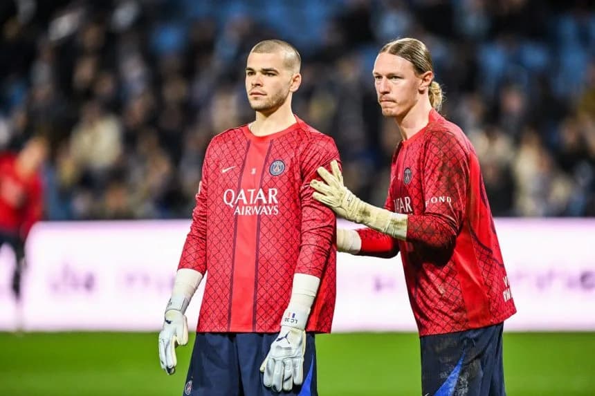 Safonov vs Chevalier : qui gardera les cages du PSG contre Nantes ?