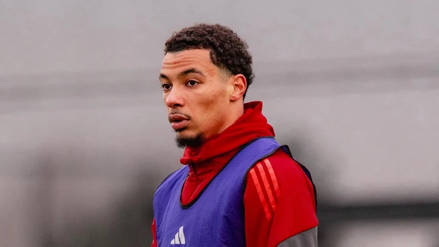 Liverpool : Hugo Ekitike opéré, une longue rééducation attend l’attaquant français